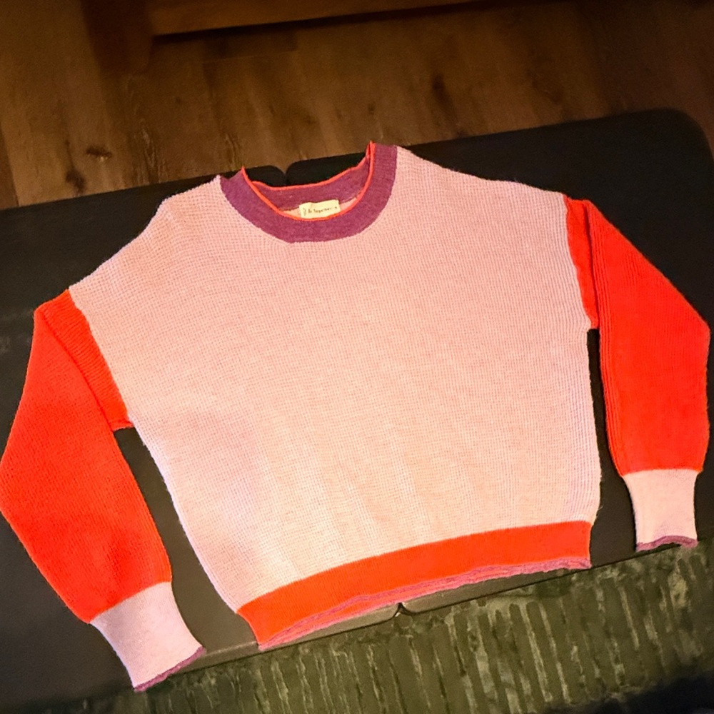 Vibrant Women's Crewneck Sweater - Red and Purple